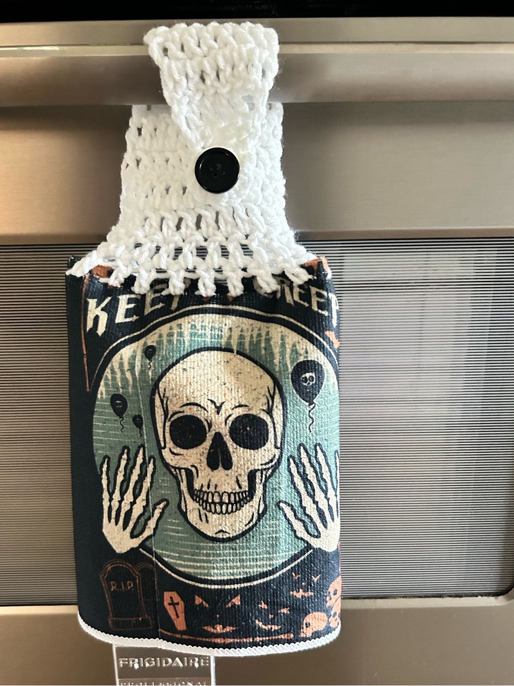Handcrafted Halloween Black and Green Skeleton Hanging Kitchen Hand Towel - Picture 7 of 9